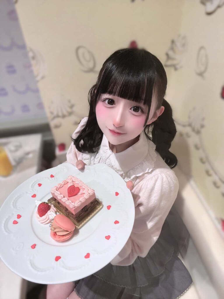 宮瀬うゆ（みやせ うゆ）【桃色】プロフィール｜LASTSCENE【ラストシーン】画像