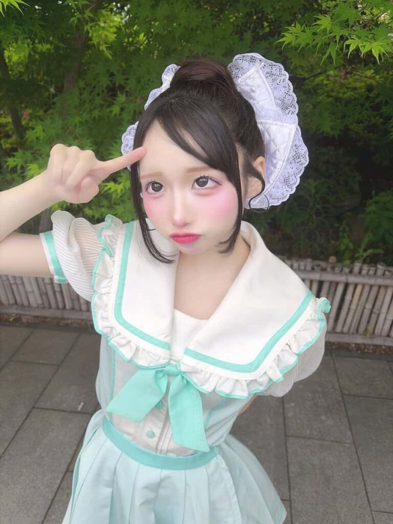 椎名すず（しいな すず）サポートメンバー【青色】プロフィール｜LASTSCENE【ラストシーン】