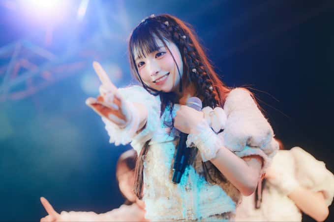 椎名すず(しいな すず)サポートメンバー【青色】プロフィール|LASTSCENE【ラストシーン】