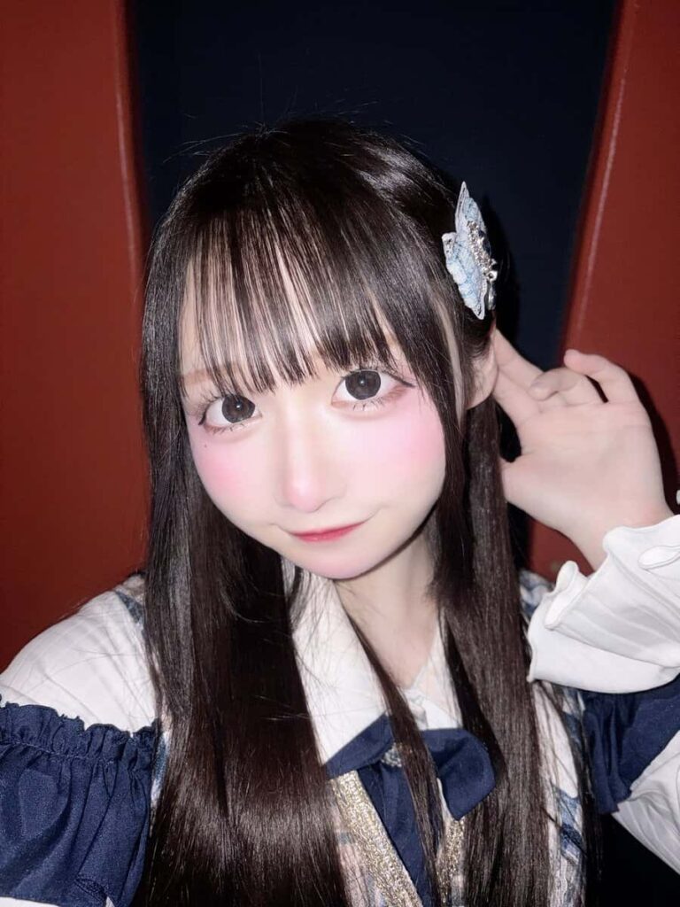 椎名すず（しいな すず）サポートメンバー【青色】プロフィール｜LASTSCENE【ラストシーン】