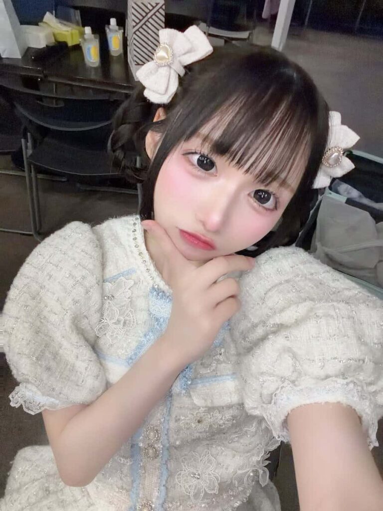 椎名すず（しいな すず）サポートメンバー【青色】プロフィール｜LASTSCENE【ラストシーン】