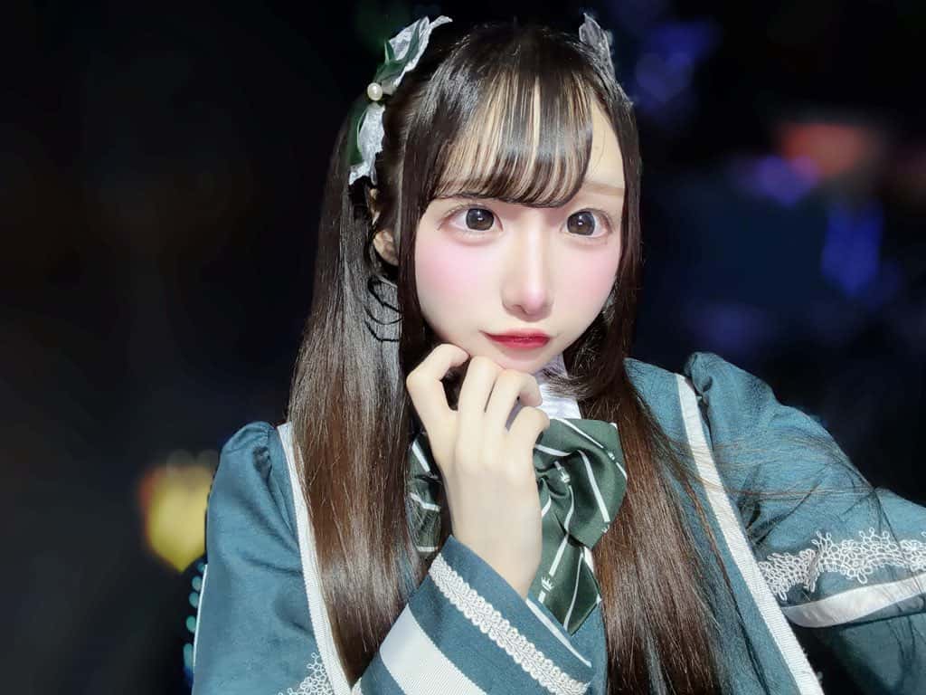 椎名すず(しいな すず)サポートメンバー【青色】プロフィール|LASTSCENE【ラストシーン】